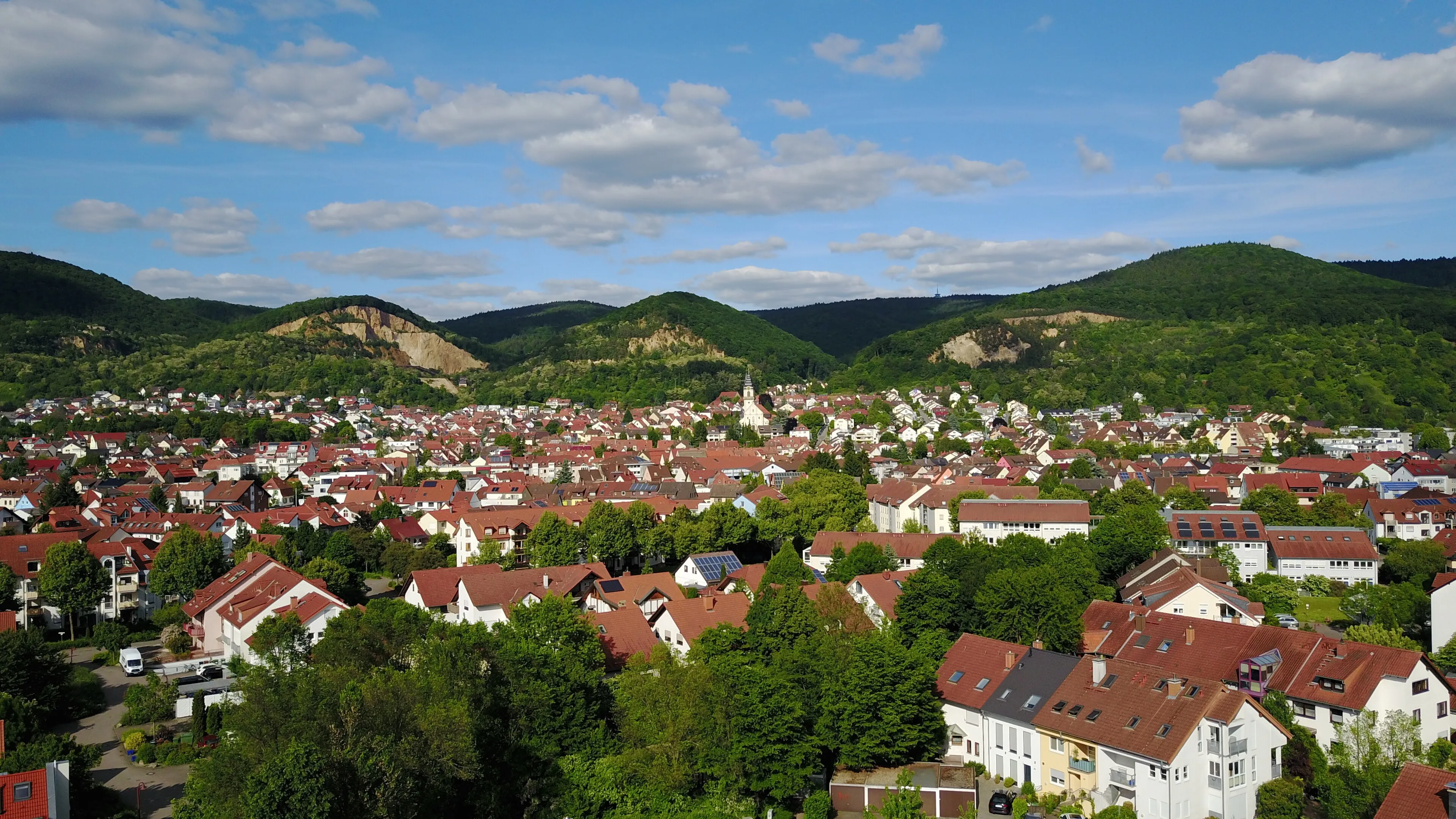 Luftbild von Dossenheim an der Bergstraße
